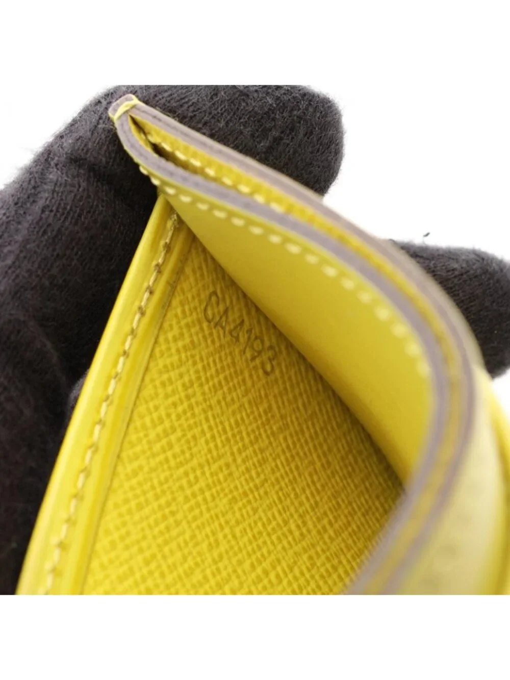 Louis Vuitton Card Case Holder Saanpur Epi Jaune Cedra Leather